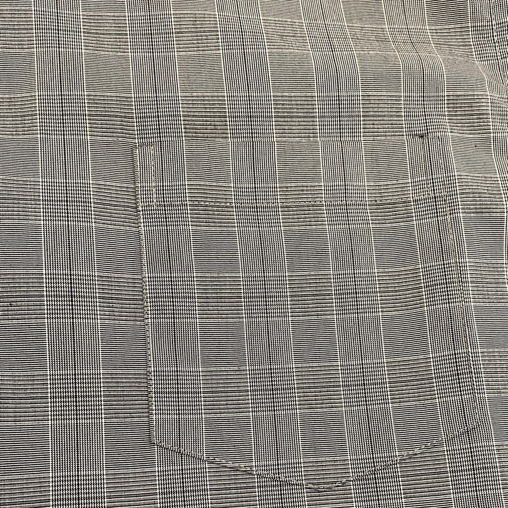 Chaps Men's Gray Checkered Button Down Shirt - Picture 3 of 8